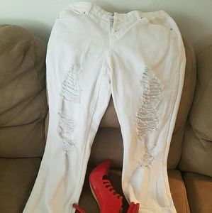 White denim Sz 8 distressed jeans